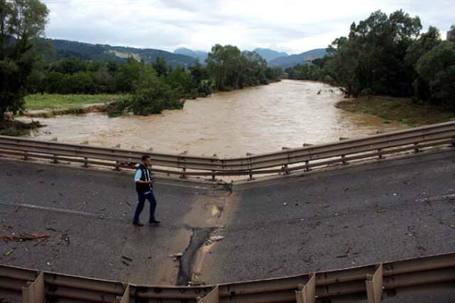 Meteoroloji'den Karadeniz için Sel Uyarısı: 6 İlde Kuvvetli Yağış Bekleniyor