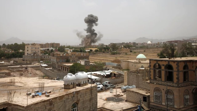 Yemen'deki Suudi Hava Saldırısında Çocuklarla Dolu Otobüs Vuruldu: En Az 29 Ölü