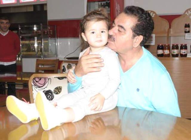İbrahim Tatlıses, Bağlandığı Canlı Yayında Sekizinci Çocuğu İstediğini Söyledi