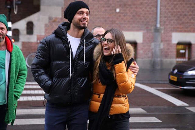 Aslı Enver'le Barışmak İsteyen Murat Boz, Evlilik Teklifi Etti Aslı Enver'le Barışmak İsteyen Murat Boz, Evlilik Teklifi Etti