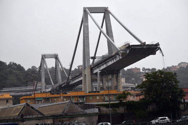 İtalya'da Çöken Morandi Köprüsü'nün Kalan Kısımları Yıkılacak