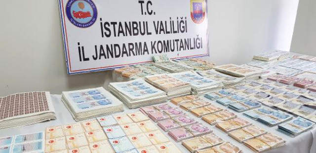 Jandarmadan Kurban Bayram Öncesi Sahte Para Operasyonu Jandarma, Kurban Bayram'ı Öncesi Düzenlediği Sahte Para Operasyonunda Gözlerine İnanamadı!