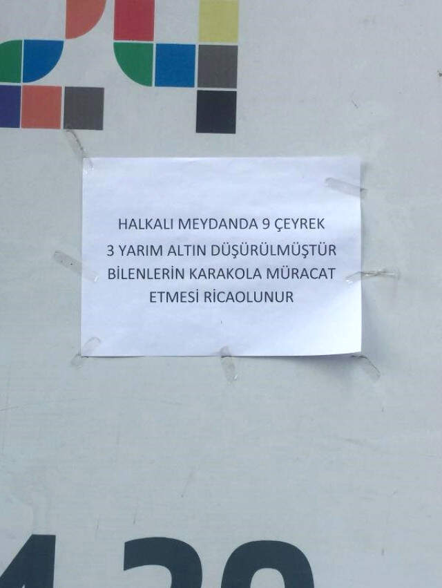 İstanbul'da Bir Vatandaş, Kaybettiği Altınlarını İlanla Arıyor