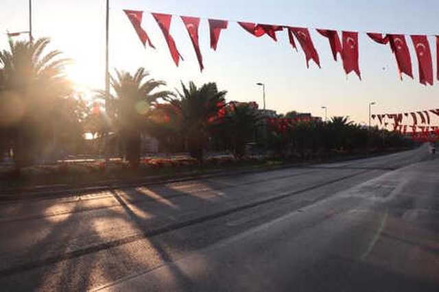 30 Ağustos Provaları Nedeniyle Vatan Caddesi Trafiğe Kapatıldı, İşte Alternatif Yollar