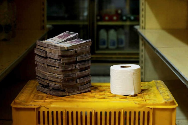 Fotoğraflarla: Hangi Ürün İçin Kaç Milyon Venezuela Bolivarı Ödeniyordu?