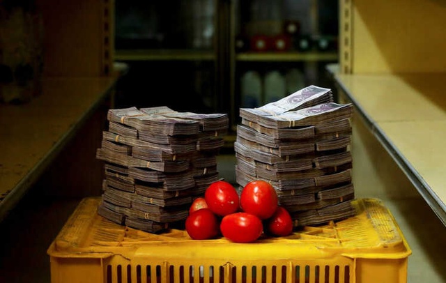 Fotoğraflarla: Hangi Ürün İçin Kaç Milyon Venezuela Bolivarı Ödeniyordu?
