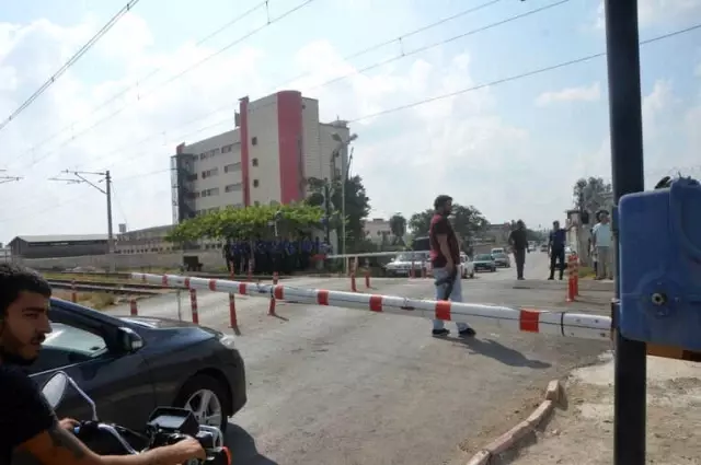 Lokomotif Çarpması Sonucu Hayatını Kaybeden Gencin Ölümünde 'İhmal' İddiası