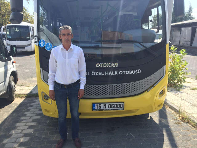Otobüs Şoförünün Kalp Krizi Geçiren Kadını, Tereddüt Etmeden Hastaneye Götürdüğü Anlar Kameraya Yansıdı