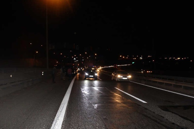 Alkollü Şoför TEM'de Zincirlemeye Kazaya Yol Açtı: 6 Yaralı