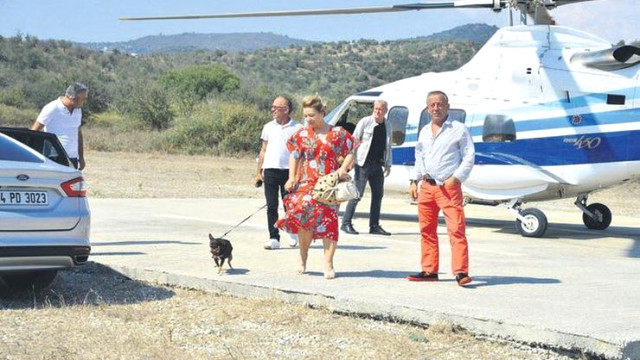 Ali Ağaoğlu, Arabası Gibi Kullandığı Helikopterle Annesinin Elini Öpmeye Geldi