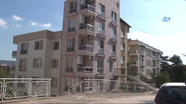 Anahtarını Evde Unuttu, Balkondan Girmeye Çalışırken Can Verdi