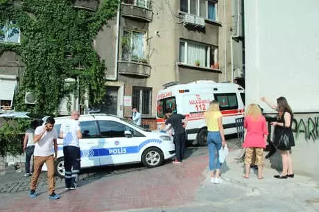 Beyoğlu'nda Korkunç Cinayet; Gasp Edildikten Sonra Boğazı Kesilerek Öldürüldü