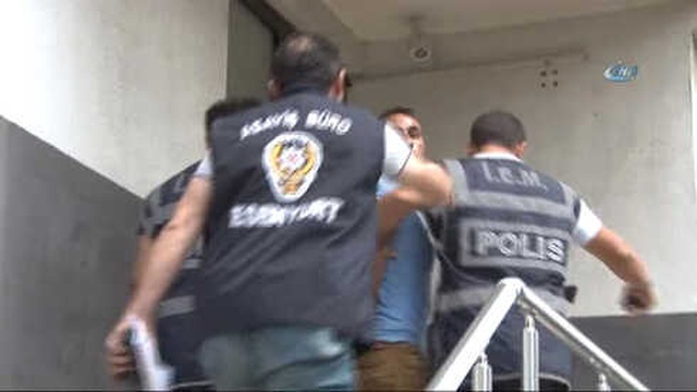 Eşini ve Kayınvalidesi'ni Vuran Saldırgana