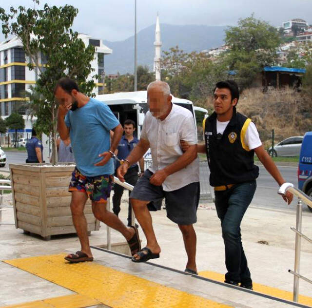 Turist Taşıyan Tekne Sahipleri, Denizde Bilerek Çarpıştı: 15 Şüpheliye Gözaltı