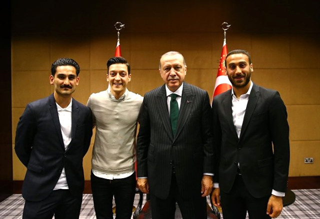 Gurbetçi Futbolcu İlkay Gündoğan, Yeniden Almanya Milli Takımına Seçildi