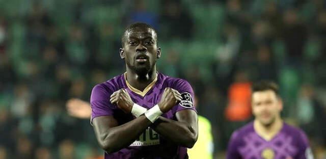 Ndiaye Galatasaray'a Geri Döndü! Badou Ndiaye Kimdir?