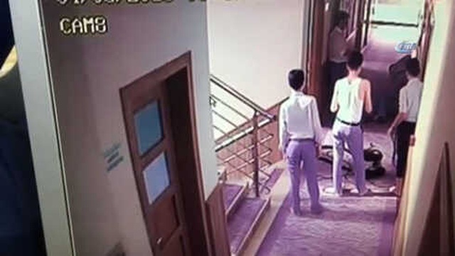 Öğrenci Yurdunda Merdivenlerden Düşüp Ölen Çocuğun, Darp Edildiği Görüntüler Ortaya Çıktı!