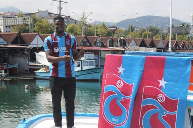 Trabzonspor, Caleb Ekuban ile Sözleşme İmzaladı