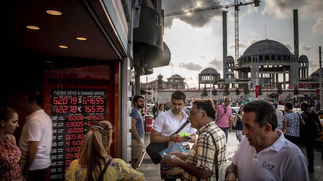 Economist: Arjantin Pesosu ve Türk Lirası İçin Yine Zor Bir Hafta