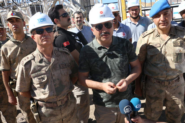 PKK'dan Temizlenen Herekol Dağı'nda 2 Ay Sonra Petrol Çıkarılacak PKK'dan Temizlenen Herekol Dağı'nda 2 Ay Sonra Petrol Çıkarılacak