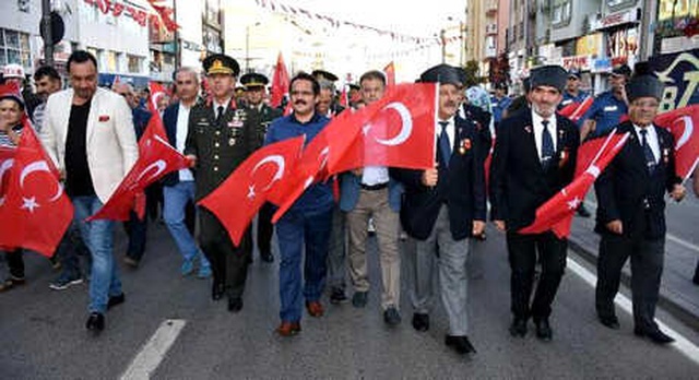 Atatürk'ün Sivas'a Gelişi 'Temsili' Olarak Canlandırıldı