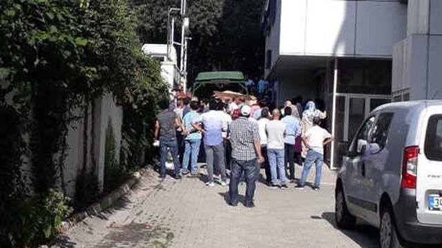 9 Aylık Hamile Kadın, Sabaha Karşı Kendini Astı