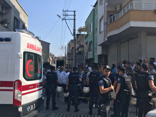 Mersin'de Müstakil Bir Evde 5 Kişinin Cesedi Bulundu Mersin'de Cinnet Getiren Baba, Eşi ve 3 Çocuğunu Öldürüp İntihar Etti