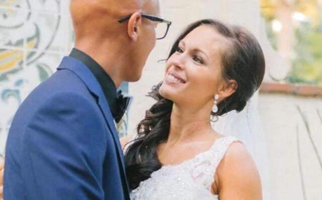 Cinsel İçerik Yıldızı ve Papaz, Evlendikten Sonra Mesleklerini Bıraktı