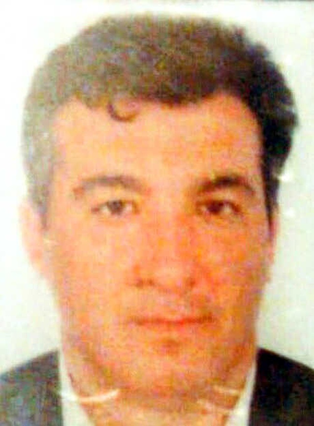 Emekli Astsubayı Vurup, Yanına 'Geçmiş Olsun' Notuyla Çiçek Bıraktılar