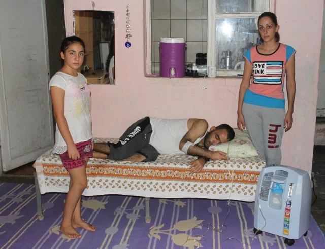 Lösemi Hastası 2 Çocuk Babası, Evde Ölümü Bekliyor