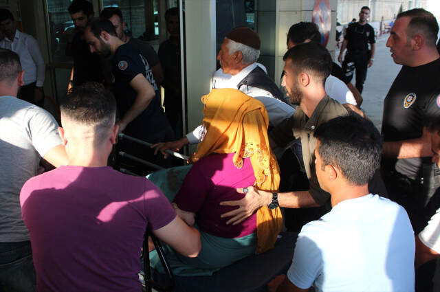Siirt'te 'Patpat' Olarak Bilinen Tarım Aracı Devrildi: 2 Ölü, 9 Yaralı Siirt'te 'Patpat' Olarak Bilinen Tarım Aracı Devrildi: 2 Ölü, 9 Yaralı
