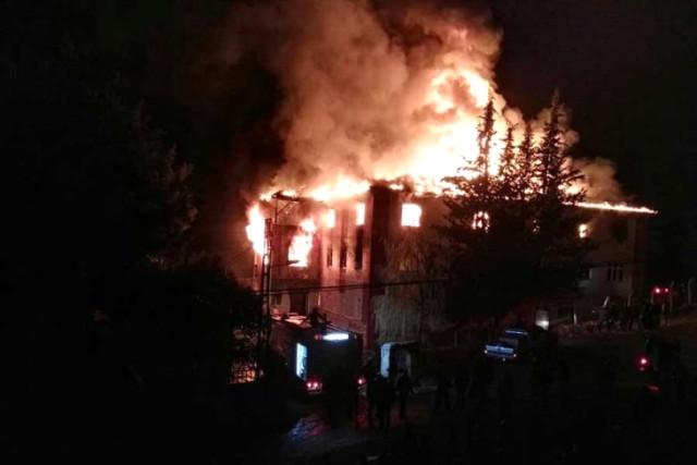 Adana Aladağ'da 12 Kişinin Öldüğü Yurt Yangını Davasında Tutuklu Sanık Kalmadı