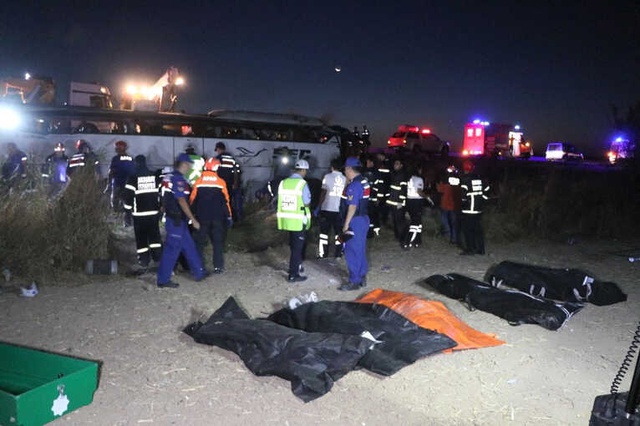 Aksaray'da Otobüs Şarampole Devrildi: 6 Ölü, 44 Yaralı
