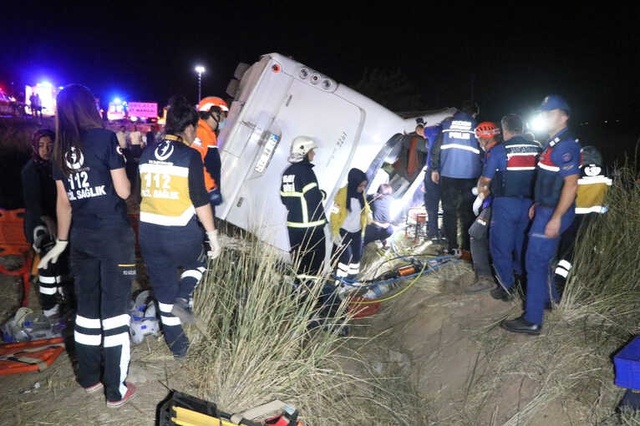 Aksaray'da Otobüs Şarampole Devrildi: 6 Ölü, 44 Yaralı