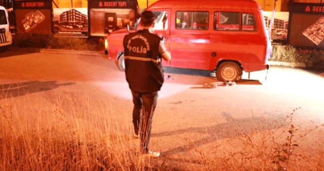 Bolu'da Polis Tarafından Yaralanan Şüphelinin Yakınları Kavga Çıkardı: 3'ü Polis 6 Yaralı Bolu'da Polis Tarafından Yaralanan Şüphelinin Yakınları <a class='keyword-sd' href='/kavga/' title='Kavga'>Kavga</a> Çıkardı: 3'ü Polis 6 Yaralı