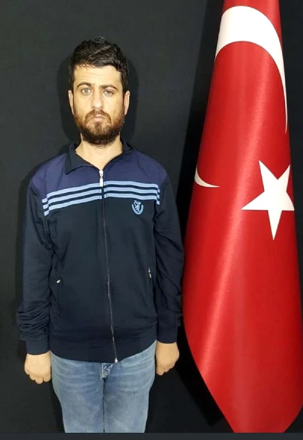 Reyhanlı Saldırısının Planlayıcısı, Suriye'de Yakalanıp Türkiye'ye Getirildi (2)