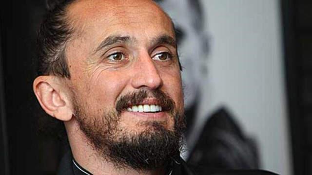 Fenerbahçe Başkanı Ali Koç, Tuncay Şanlı'yı Antrenör Olarak Görevlendirmek İstiyor Fenerbahçe Başkanı Ali Koç, Tuncay Şanlı'yı Antrenör Olarak Görevlendirmek İstiyor