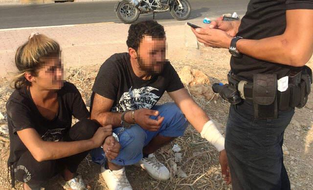 Otostopçu Kadın, Çalılıklarda Cinsel İlişkiye Girmek İçin Kandırdığı Pazarcının Parasını Çaldı