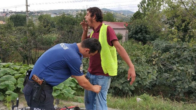 Samsun'da Girdiği Menfezde Uyuyakalan Genç, Polis Ekiplerini Alarma Geçirdi