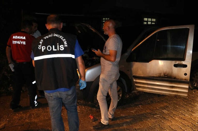 Adana'da Bir Otomobil Kundaklandı, Aracının Kundaklandığını Gören Kadın Baygınlık Geçirdi