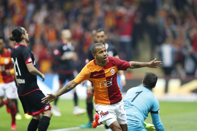 Galatasaray'ın Brezilyalı Oyuncusu Mariano: Türkler Çok Çılgın