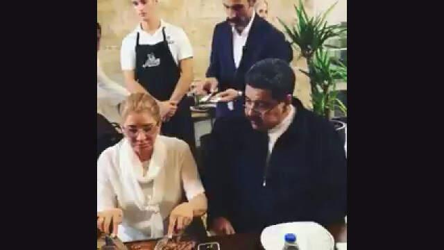 Ülkesi Ekonomik Krizde Olan Devlet Başkanı Nicolas Maduro'nun Nusret'te Et Yemesi Halkı Ayaklandırdı