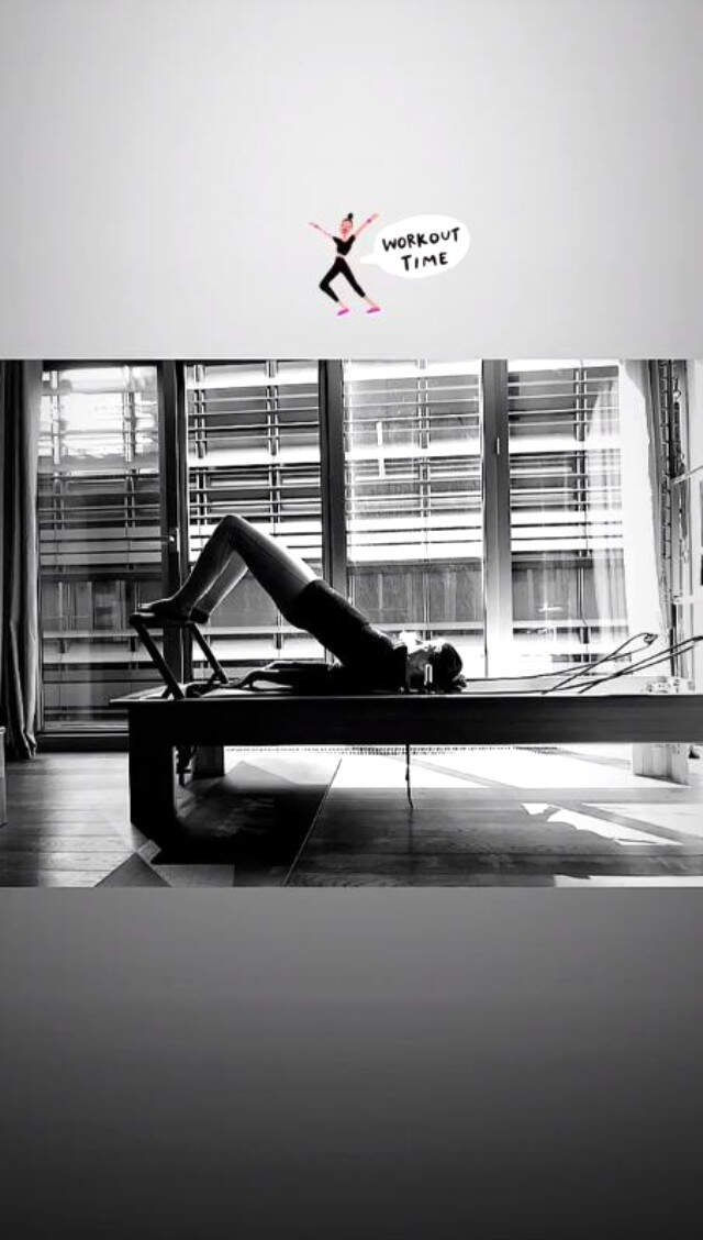 Ünlü Modacı Derya Açıkgöz Spor Yaptığı Anları Takipçileriyle Paylaştı