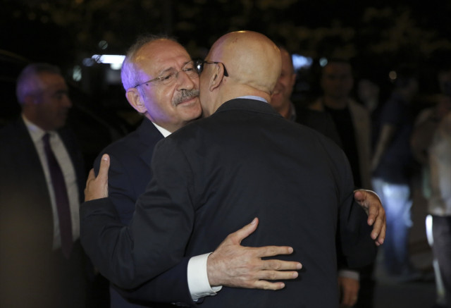 CHP Lideri Kemal Kılıçdaroğlu, Enis Berberoğlu ile Bir Araya Geldi