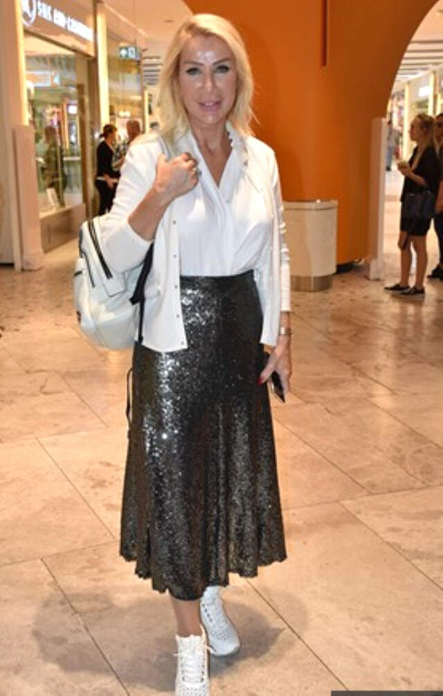 Düşen Yıldızlar Akımına Uyduğu İçin Eleştirilen Seda Sayan, Sessizliğini Bozdu