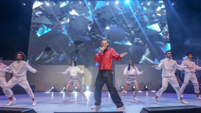 İsfanbul'da Edis Coşkusu İsfanbul'da Edis Coşkusu