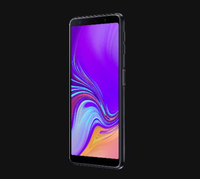 İşte Samsung'un 3 Arka Kameralı İlk Telefonu Galaxy A7