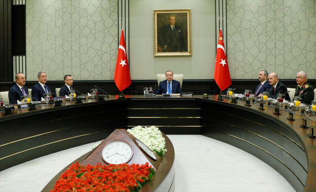 Son Dakika! Başkan Erdoğan Başkanlığında Toplanan MGK Toplantısı Sona Erdi MGK Toplantısı Sonrası Terörle Mücadelede Kararlılık Mesajı: Yurt Dışı Operasyonları Sürecek