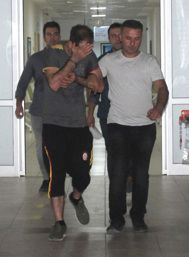 Çıngın Aşığın Evlilik Teklifi İçin Attığı 'Havai Fişek' Bir Kenti Karıştırdı Çıngın Aşığın Evlilik Teklifi İçin Attığı 'Havai Fişek' Bir Kenti Karıştırdı