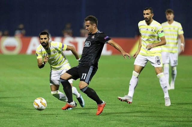 Hırvat basını Fenerbahçe-Dinamo Zagreb Maçına Geniş Yer Verdi Hırvat basını Fenerbahçe-Dinamo Zagreb Maçına Geniş Yer Verdi